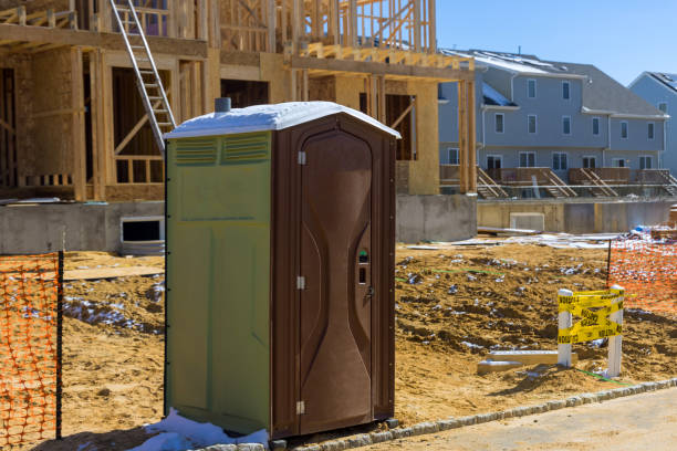 Portable Toilet Options We Offer in Cedar Grove, FL